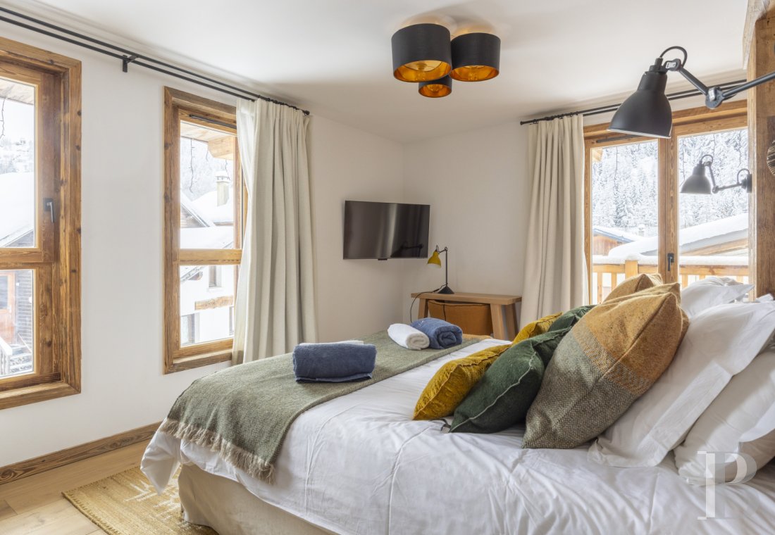 A former village house completely renovated to create a luxurious chalet in Tignes-les-Brévières in Savoie - photo  n°16